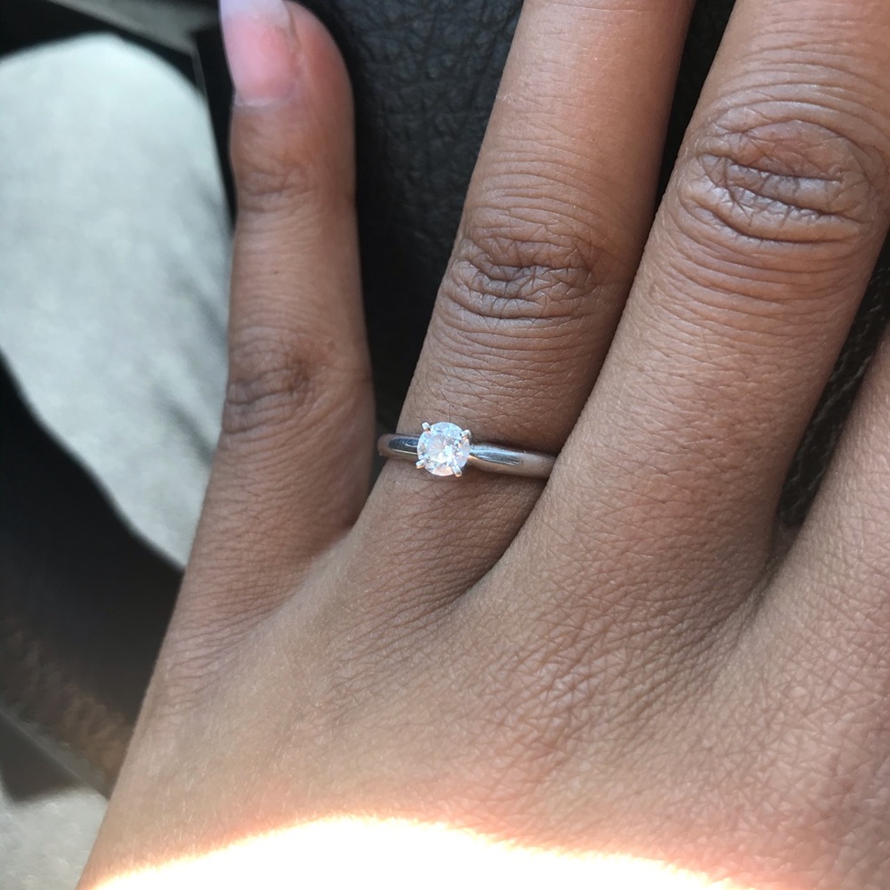 Diamond ring - Picture 4 of 8
